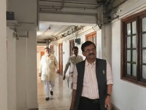 Shiv Sena Crisis LIVE Update; Uddhav Thackeray UBT MP Vs Eknath Shinde