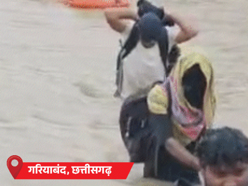 Mumbai Colleges Closed | UP-Bihar Roads Submerged, 2 Children Drown in Chhattisgarh