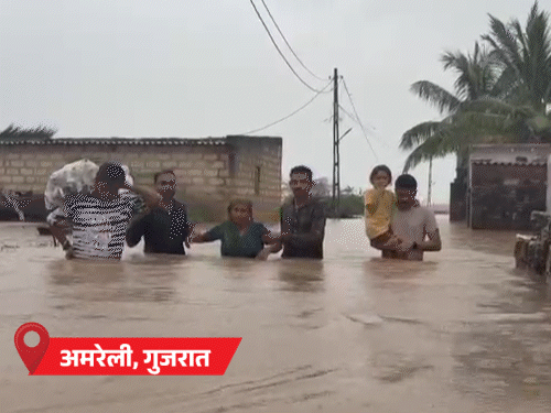 एमपी में बाढ़ जैसे हालात, कार-जेसीबी नदी में बहे:राजस्थान में सवारियों से भरी बस फंसी, युवक बहा; वेस्टर्न रेलवे की 40 से ज्यादा ट्रेनें रद्द