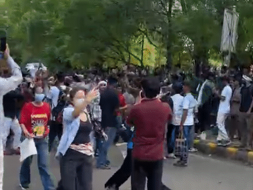 CJP Protest Conflict Viral Movies; Delhi Police Vs College students