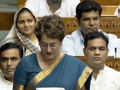 Priyanka Gandhi Controversy | 215 Educationists Write Letter to Congress Chief