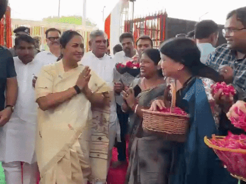 दिल्ली में 45 नए आयुष्मान जन आरोग्य मंदिर शुरू:सीएम रेखा गुप्ता ने किया उद्घाटन; घर के पास मिलेगी सुविधाएं