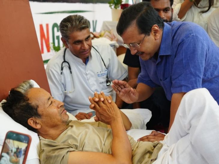जंतर-मंतर पहुंचे अरविंद केजरीवाल:सोनम वांगचुक के अनशन को दिया समर्थन, बोले-धर्मेंद्र प्रधान को हटाकर वांगचुक को बनाएं शिक्षा मंत्री