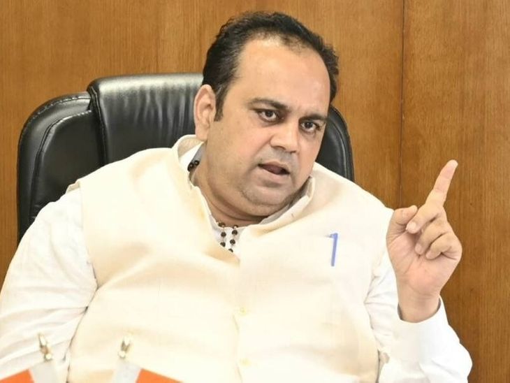 दिल्ली के अस्पतालों में दवाओं का 90% से अधिक स्टॉक:मानसून की तैयारियों की स्वास्थ्य मंत्री ने की समीक्षा, डेंगू-मलेरिया से निपटने पर जोर