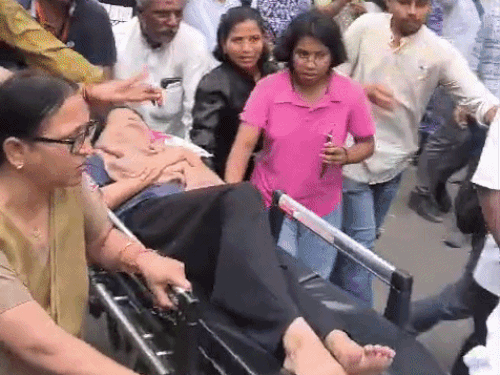जेएनयू छात्रसंघ संयुक्त सचिव की तबीयत बिगड़ी:अस्पताल में भर्ती कराए गए दानिश अली, प्रदर्शनकारियों ने की शिक्षा मंत्री के इस्तीफे की मांग